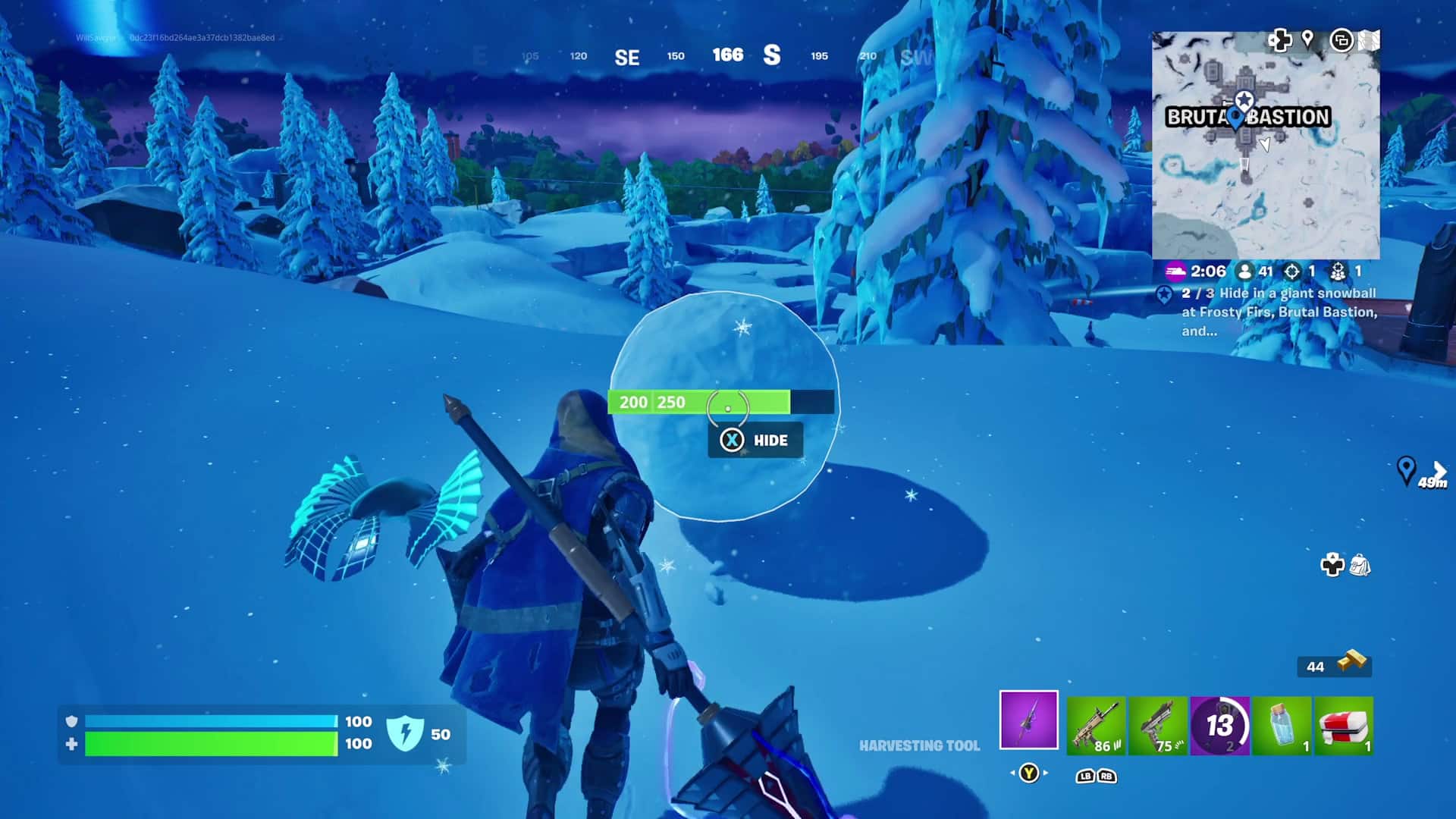 La boule de neige géante Fortnite Winterfest se cache à l'intérieur