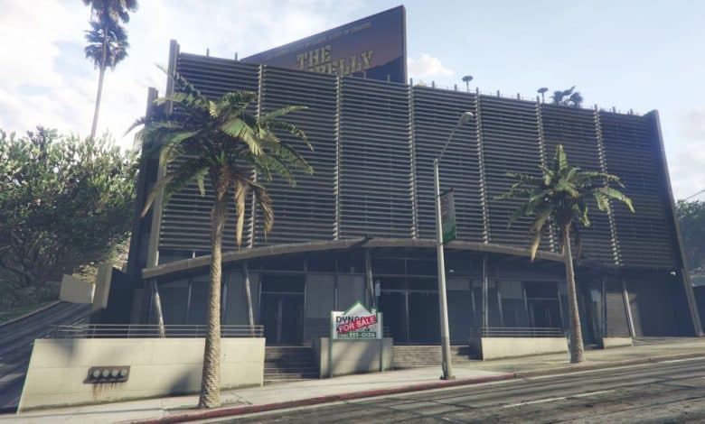 The GTA Online 50 car garage property on Eclipse Blvd