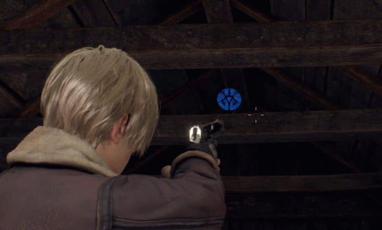 Resident Evil 4 Remake Blue medallion hanging in farm shed